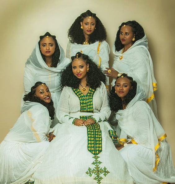 These Pictures Of African Brides Slaying Will Make Your Day | Zikoko!