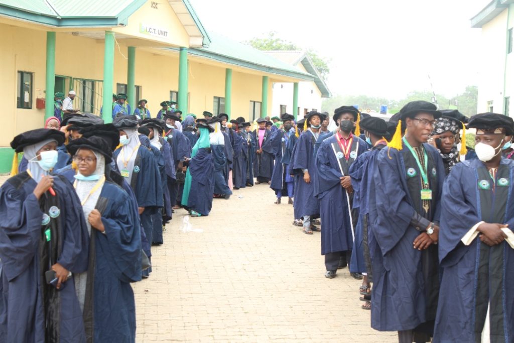 We Ranked the Convocation Gowns of 15 Nigerian Private Universities